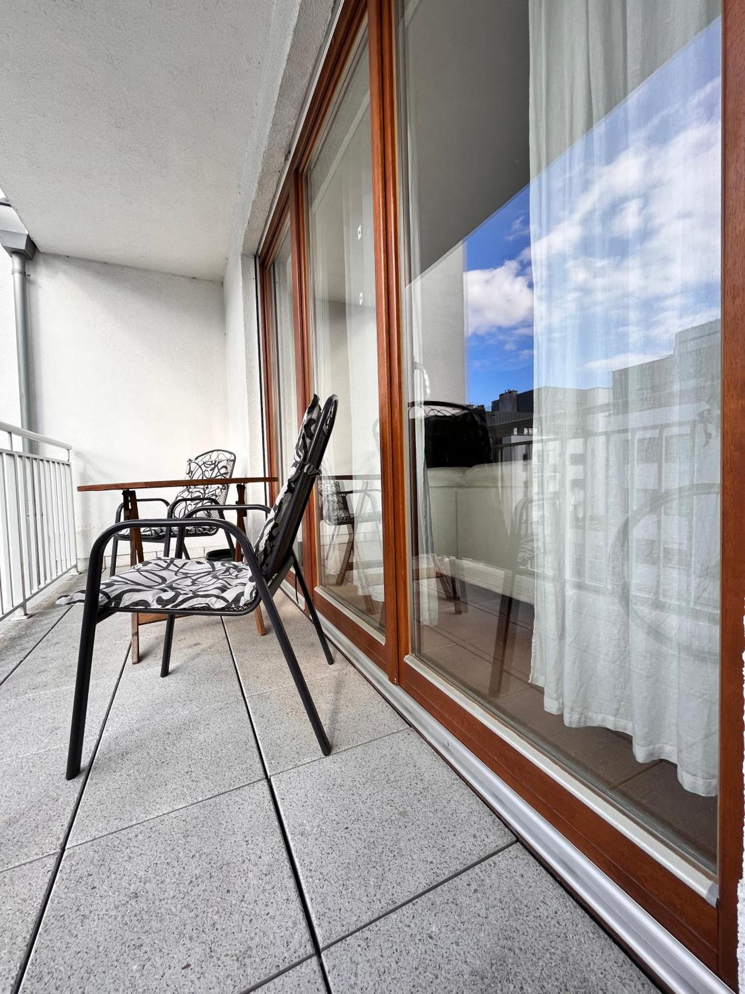 Mercury Two-Bedroom Apartment & Parking Świnoujście Buitenkant foto