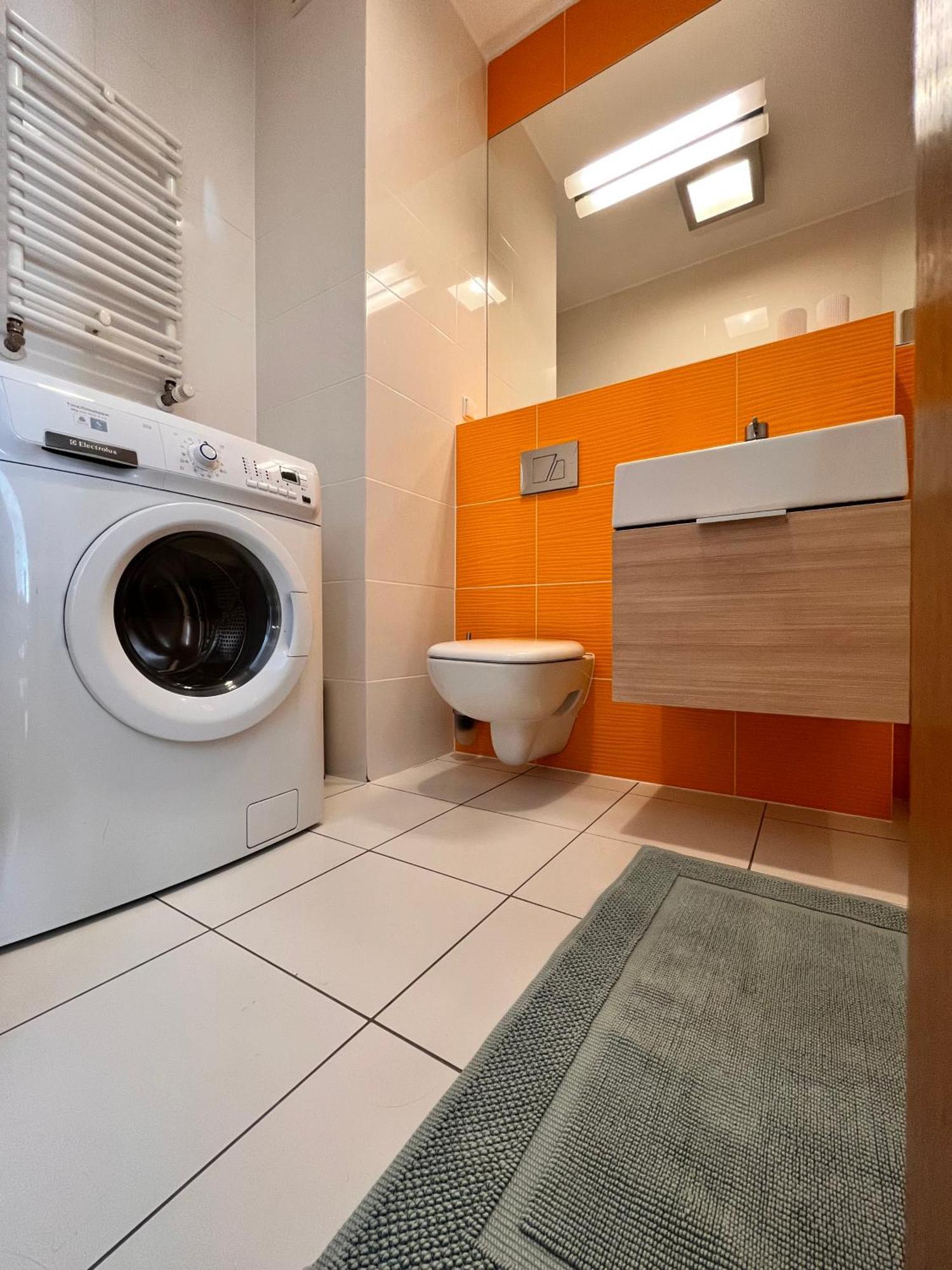 Mercury Two-Bedroom Apartment & Parking Świnoujście Buitenkant foto