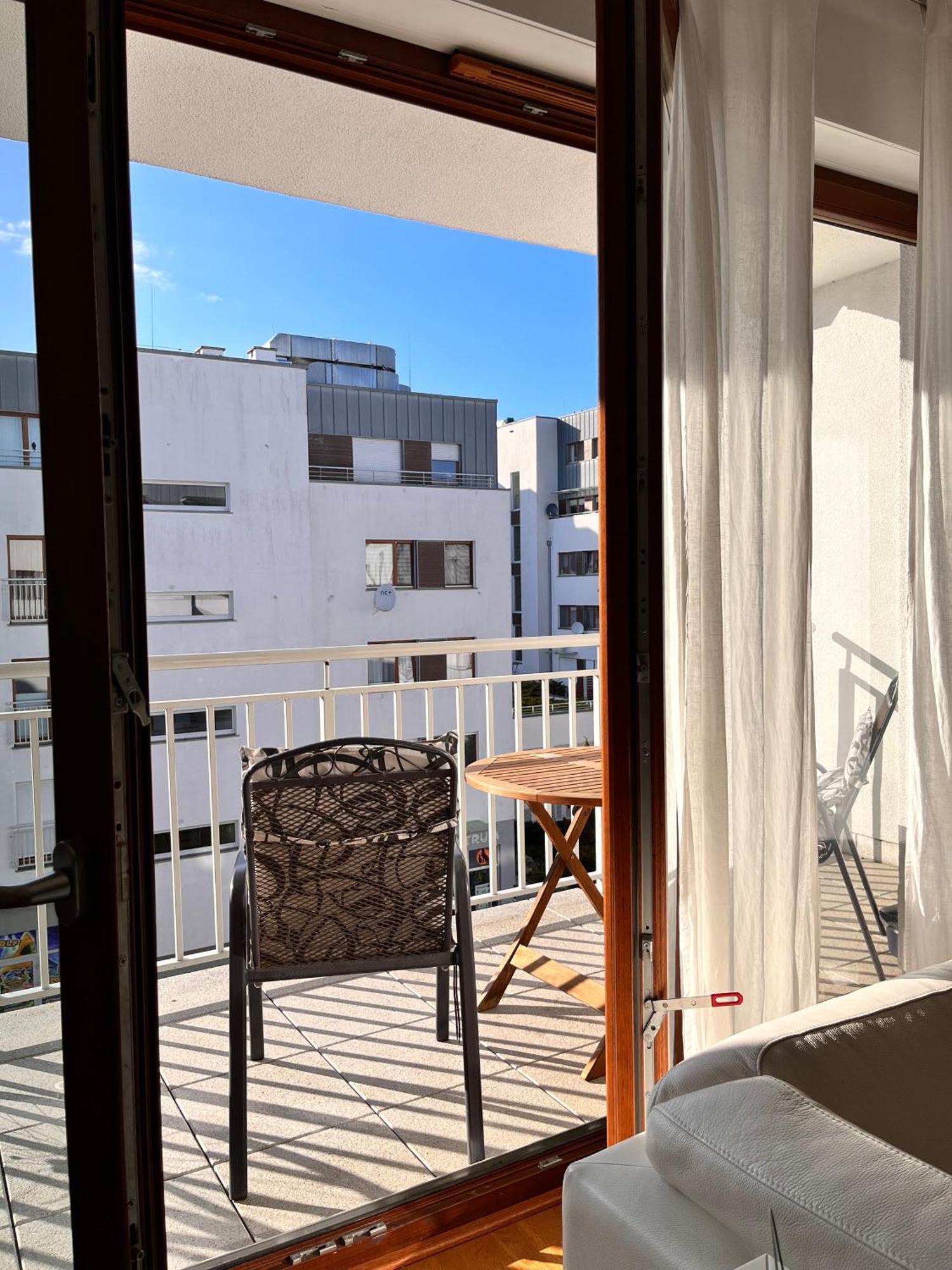 Mercury Two-Bedroom Apartment & Parking Świnoujście Buitenkant foto