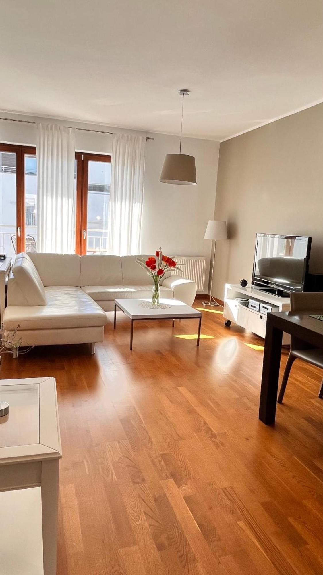 Mercury Two-Bedroom Apartment & Parking Świnoujście Buitenkant foto