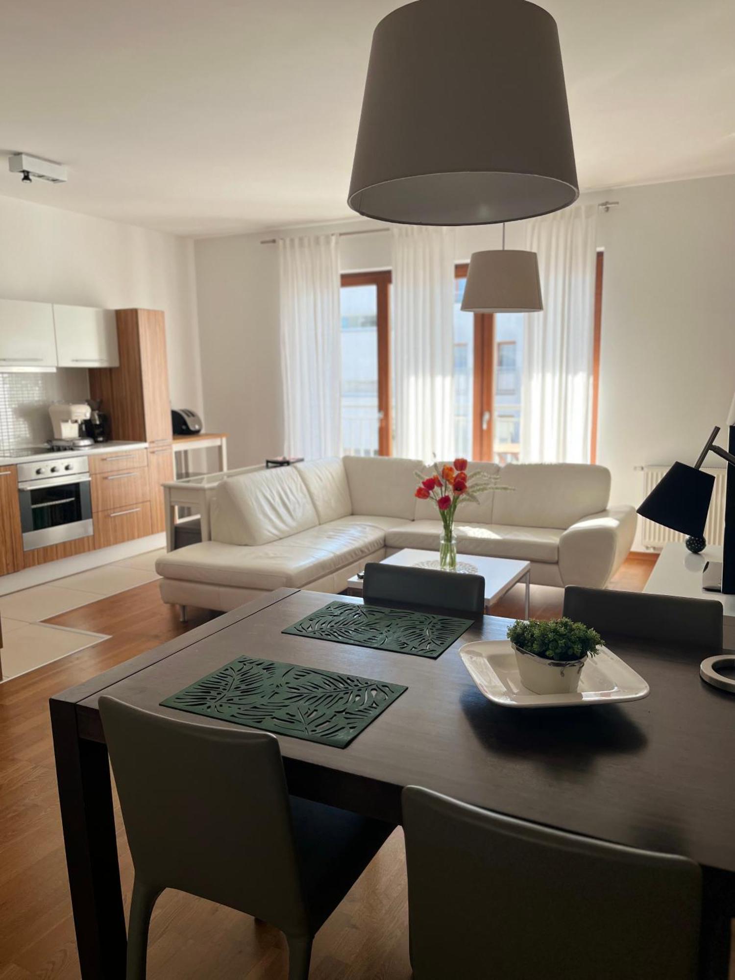Mercury Two-Bedroom Apartment & Parking Świnoujście Buitenkant foto