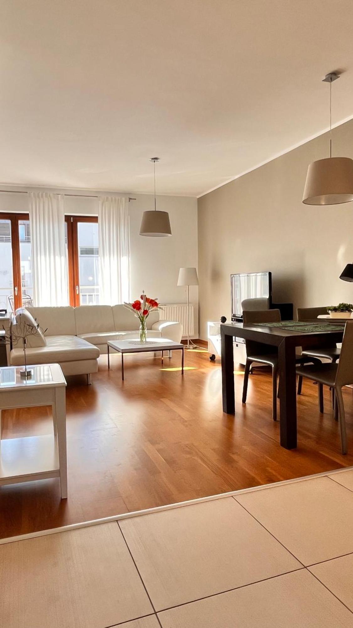 Mercury Two-Bedroom Apartment & Parking Świnoujście Buitenkant foto